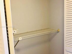 919 Hillcrest Dr 704, Hollywood FL 33021