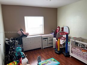 195 NE 36th Ter, Homestead FL 33033