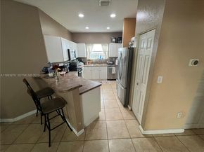 195 NE 36th Ter, Homestead FL 33033