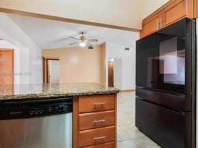 7476 SW 112th Pl, Miami FL 33173