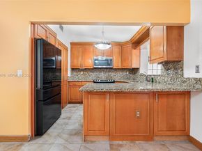 7476 SW 112th Pl, Miami FL 33173