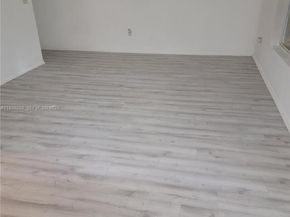 2420 NW 33rd St 1011, Oakland Park FL 33309