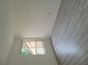 2420 NW 33rd St 1011, Oakland Park FL 33309