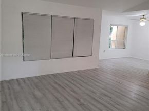 2420 NW 33rd St 1011, Oakland Park FL 33309