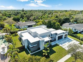 11000 SW 120th St, Miami FL 33176