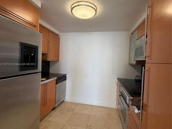6365 Collins Ave 904, Miami Beach FL 33141