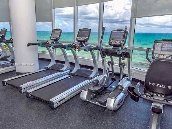 6365 Collins Ave 904, Miami Beach FL 33141