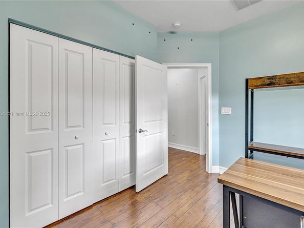 4424 Hidden Harbour Ter, Dania Beach FL 33312