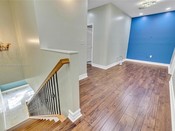 4424 Hidden Harbour Ter, Dania Beach FL 33312