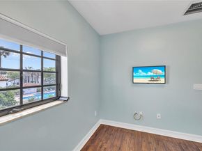 4424 Hidden Harbour Ter, Dania Beach FL 33312