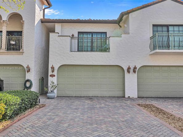 4424 Hidden Harbour Ter, Dania Beach FL 33312