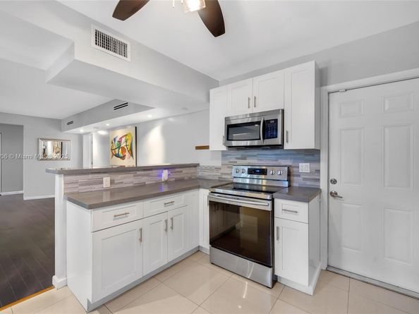 12125 NE 5th Ave, North Miami FL 33161