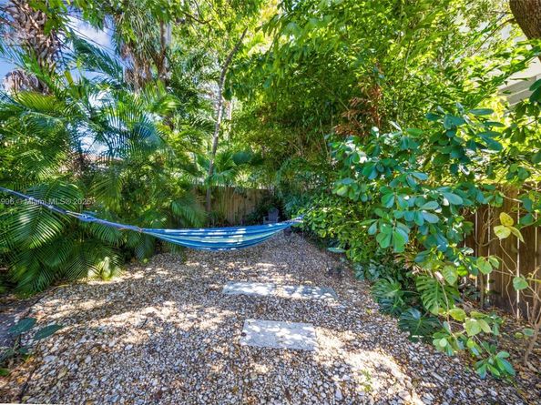 12125 NE 5th Ave, North Miami FL 33161