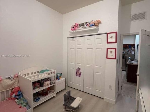 470 SE 34th Ter, Homestead FL 33033