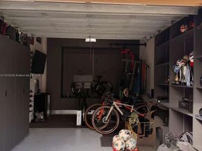 470 SE 34th Ter, Homestead FL 33033