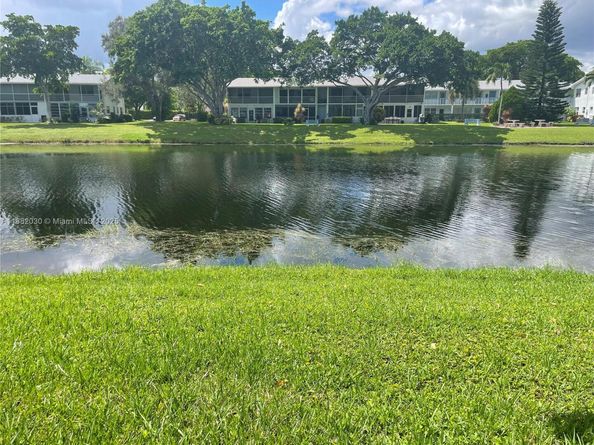 36 Islewood B 36, Deerfield Beach FL 33442