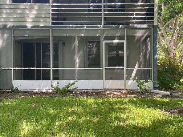 36 Islewood B 36, Deerfield Beach FL 33442