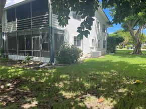 36 Islewood B 36, Deerfield Beach FL 33442