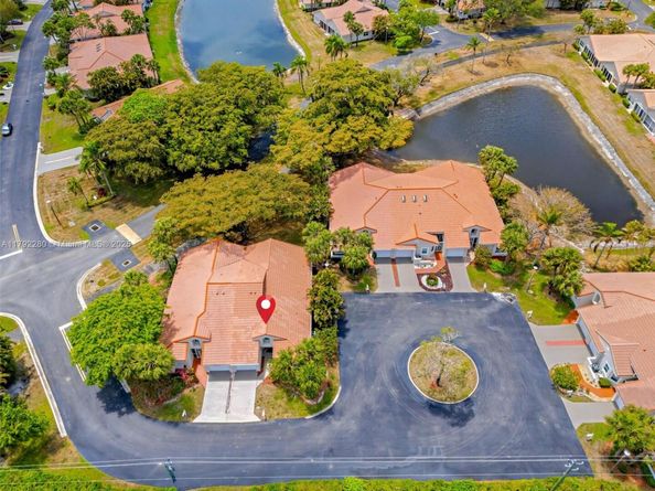 11069 Rios Rd, Boca Raton FL 33498