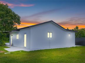 22601 SW 127th Ave, Miami FL 33170