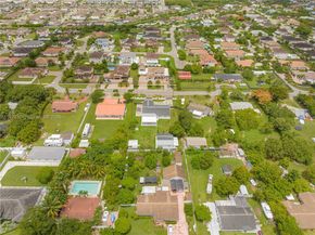 22601 SW 127th Ave, Miami FL 33170