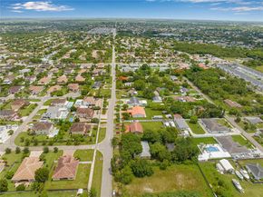 22601 SW 127th Ave, Miami FL 33170