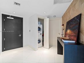 Undisclosed Address #A11908589, Miami FL 33131