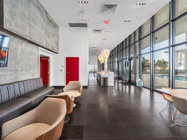 1600 NE 1st Ave 3019, Miami FL 33132