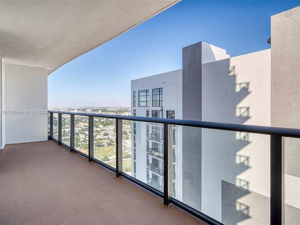 1600 NE 1st Ave 3019, Miami FL 33132