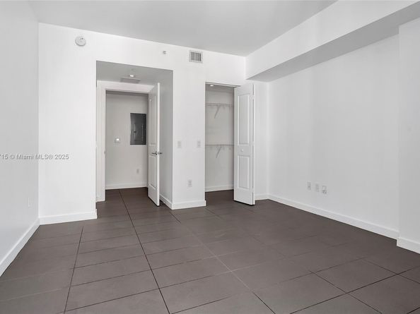 1600 NE 1st Ave 3019, Miami FL 33132