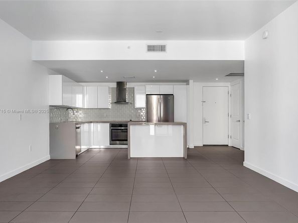 1600 NE 1st Ave 3019, Miami FL 33132