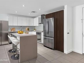 1600 NE 1st Ave 3019, Miami FL 33132