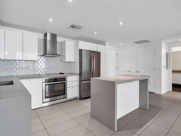 1600 NE 1st Ave 3019, Miami FL 33132