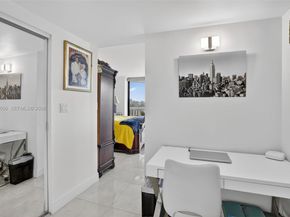 1000 W Island Blvd 312, Aventura FL 33160