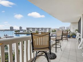 1000 W Island Blvd 312, Aventura FL 33160