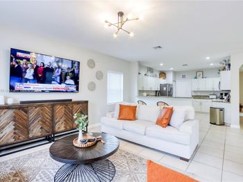 148 NE 36th Avenue Rd