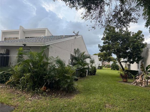 1970 Monks Ct, West Palm Beach FL 33415