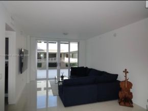 7825 NW 107th Ave 221, Doral FL 33178