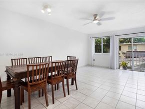 7925 Carlyle Ave 202, Miami Beach FL 33141