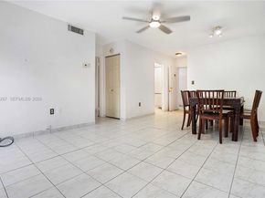 7925 Carlyle Ave 202, Miami Beach FL 33141