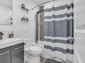 10510 SW 160th St, Miami FL 33157