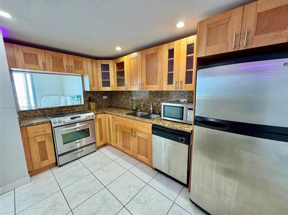 5555 Collins Ave 6E, Miami Beach FL 33140