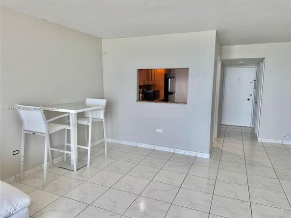 5555 Collins Ave 6E, Miami Beach FL 33140
