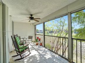 370 NW 76th Ave 307, Margate FL 33063