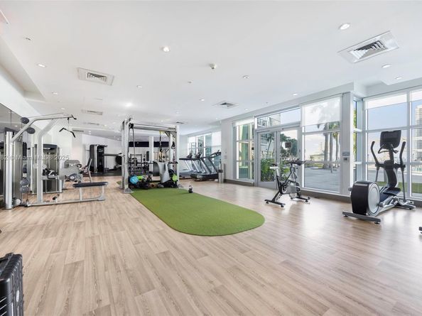 3301 NE 1st Ave M0301, Miami FL 33137