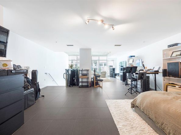 3301 NE 1st Ave M0301, Miami FL 33137