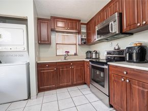 15235 SW 64th Ter 935, Miami FL 33193