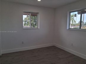 2155 SW 72nd Ave, Miami FL 33155