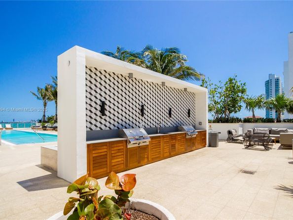2900 NE 7th Ave 3904, Miami FL 33137