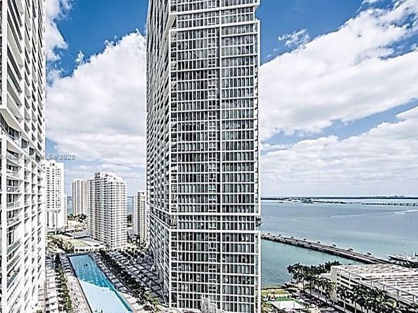 485 Brickell Ave 2302, Miami FL 33131